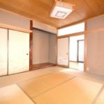 予算別!古い砂壁をリフォームする3つの方法【クロス・漆喰・塗装】