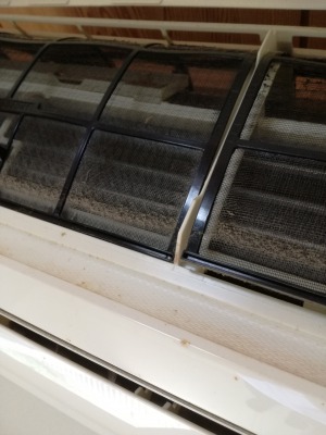 エアコンフィルター