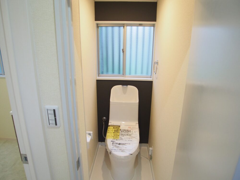 背面のブラック系クロス