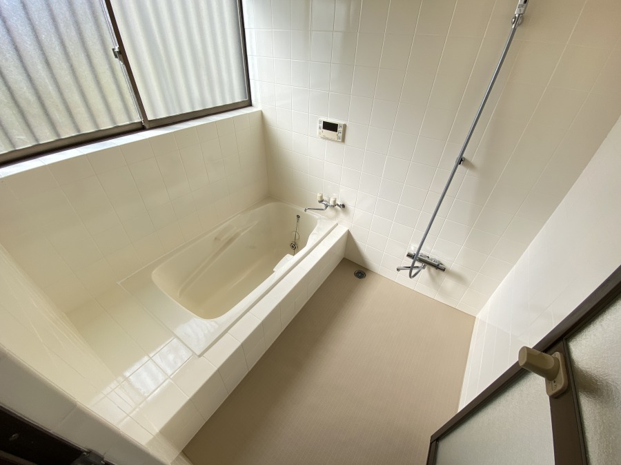 浴室塗装のアフター写真