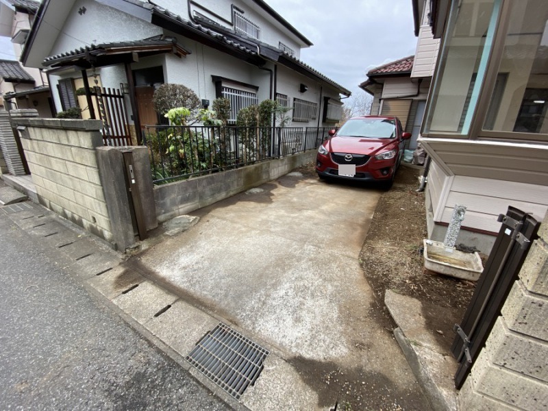 広くなった駐車場2