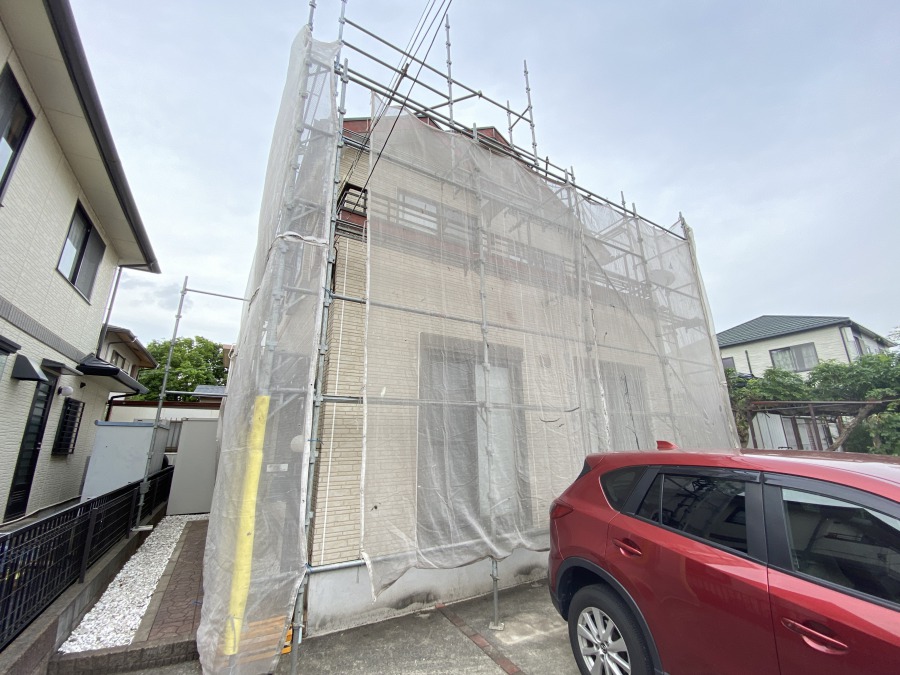 外壁の足場とネット