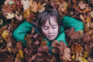不眠症改善!お昼にパワー全開&眠りを劇的に深くする方法!