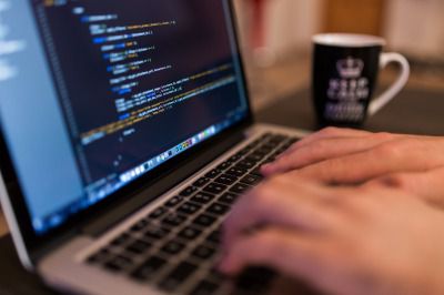 副業禁止の中で「副業仲介サービス」は働き方を変えるか?