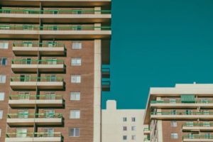 不動産投資をするなら地方と都市部どちらがいいか?